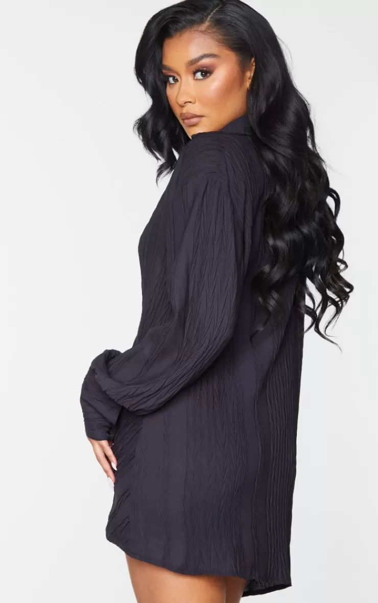 PrettyLittleThing Textured Gathered Detail Long Sleeve Shirt Dress< Shirt Dresses