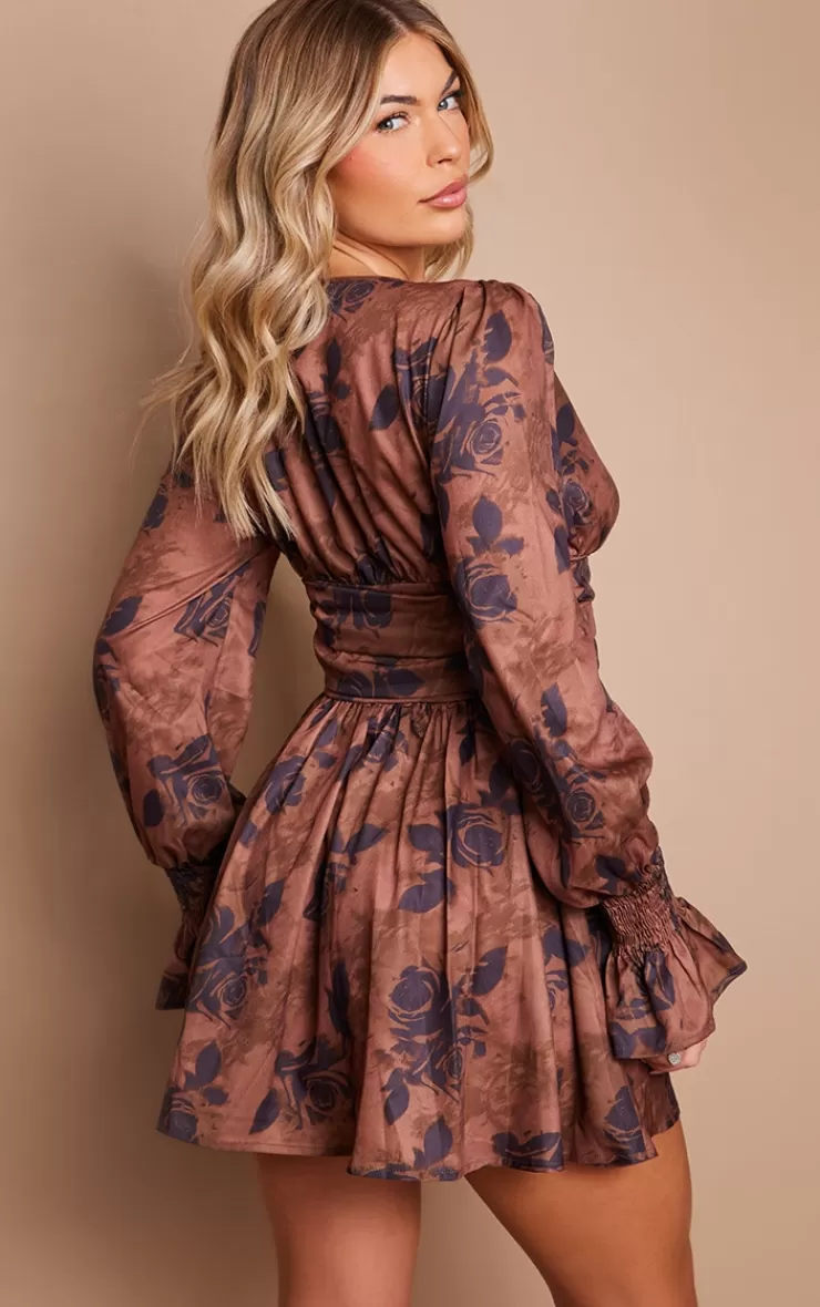 PrettyLittleThing Floral Print Button Detail Puff Sleeve Shift Dress< Going Out