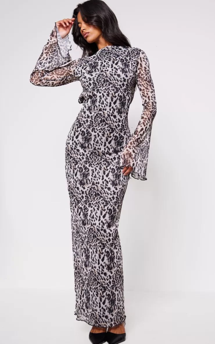 PrettyLittleThing Leopard Print Mesh Long Sleeve Maxi Dress< Maxi Dresses