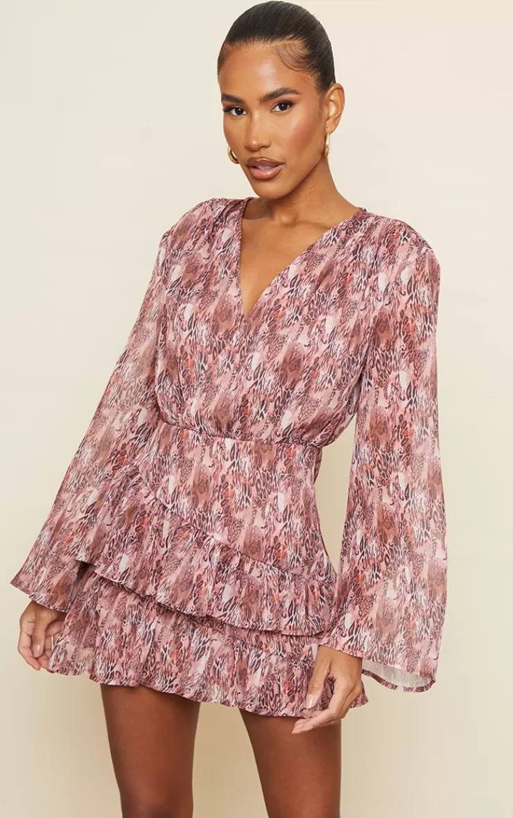 PrettyLittleThing Leopard Print Tiered Detail Shift Dress< Shift Dresses