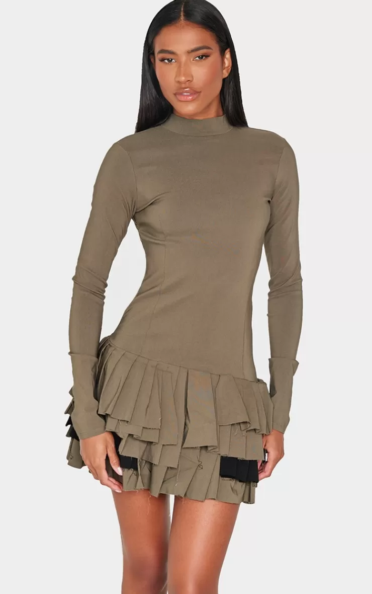 PrettyLittleThing Stretch Woven Extreme Pleated Long Sleeve Shift Dress< Shift Dresses