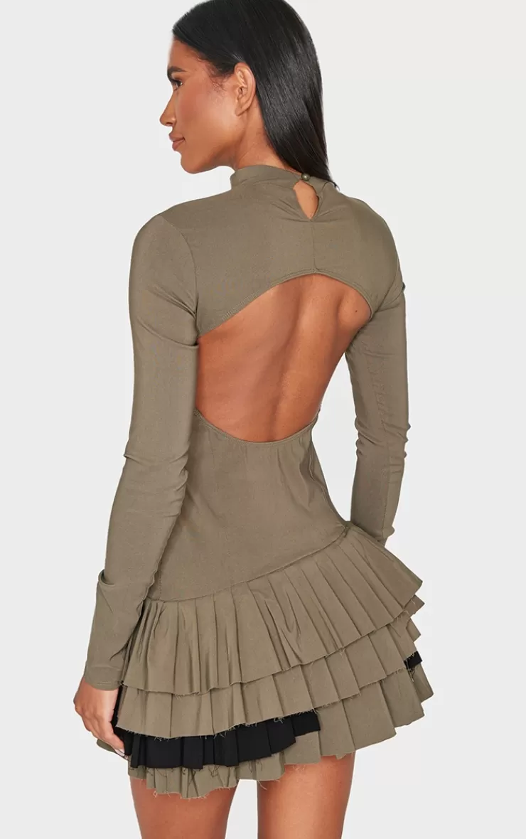 PrettyLittleThing Stretch Woven Extreme Pleated Long Sleeve Shift Dress< Shift Dresses