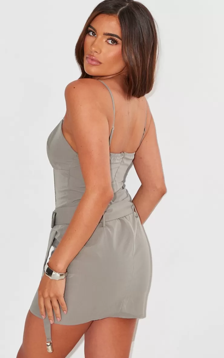 PrettyLittleThing Tailored Woven Stirrup Detail Bodycon Dress< Going Out