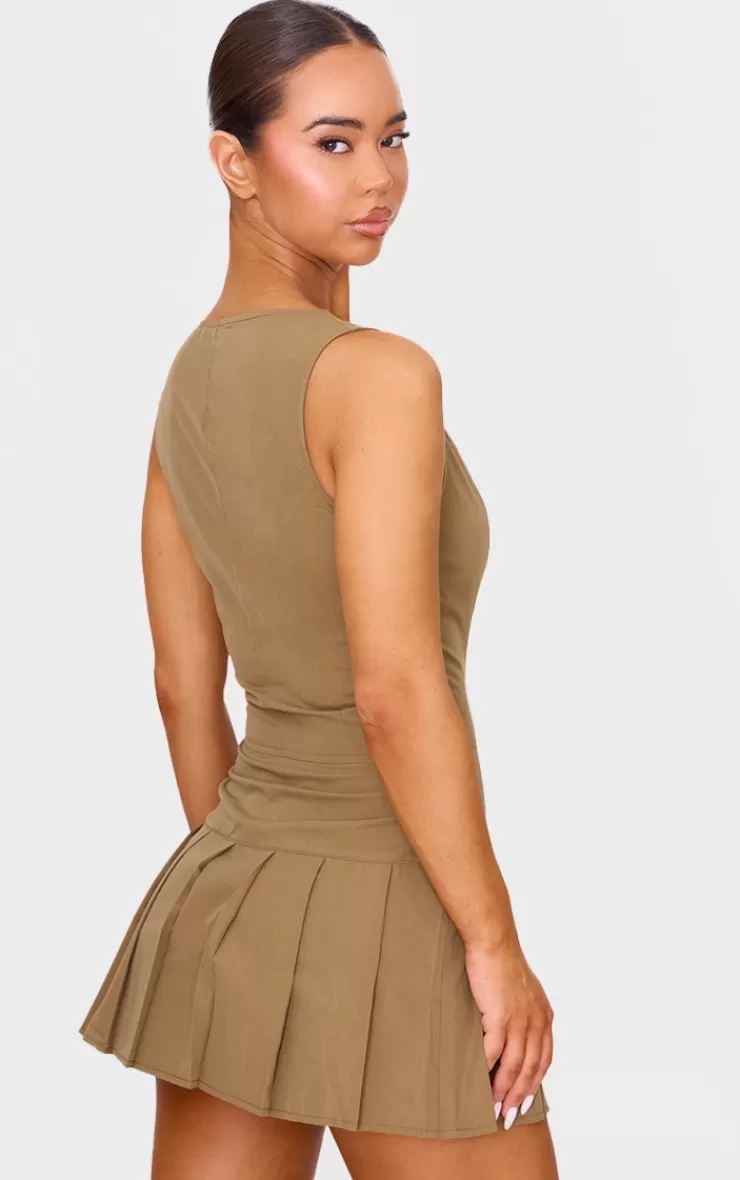 PrettyLittleThing Tailored Woven Zip Pleated Shift Dress< Shift Dresses