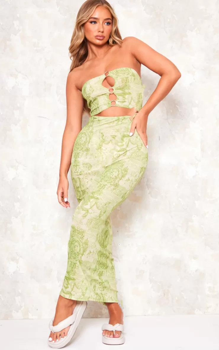 PrettyLittleThing Renaissance Print Ring Cut Out Bandeau Maxi Dress< Strapless Dresses