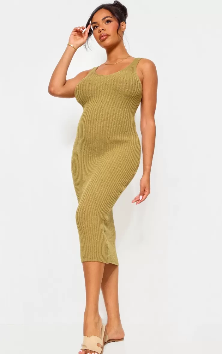 PrettyLittleThing Maternity Knitted V Neck Midi Dress< Midi Dresses