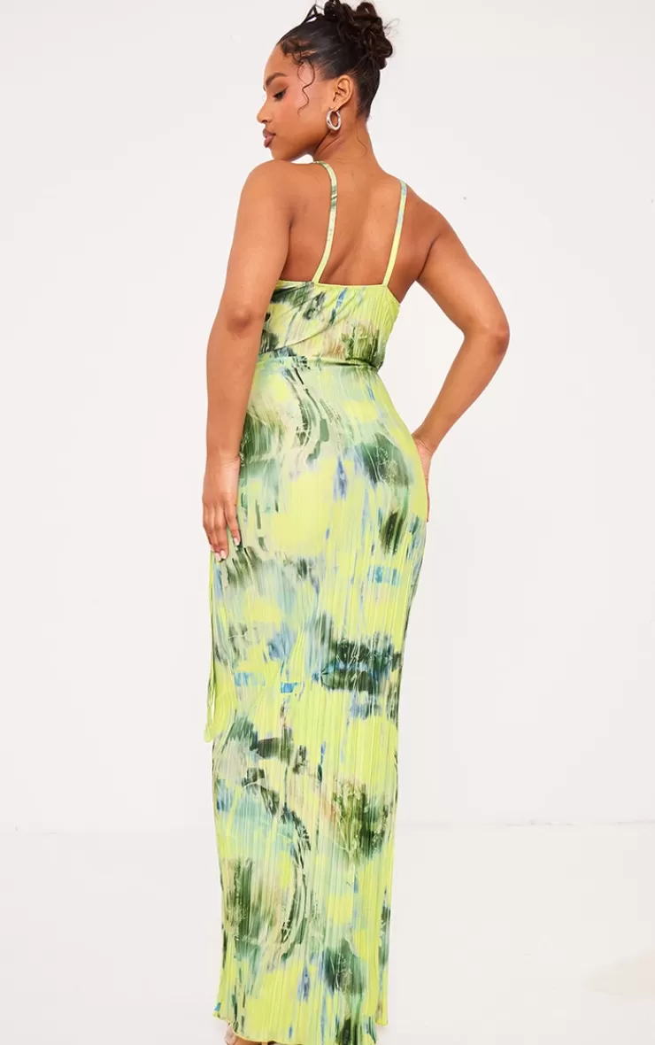 PrettyLittleThing Print Plisse Wrap Tie Maxi Dress< Wrap Dresses