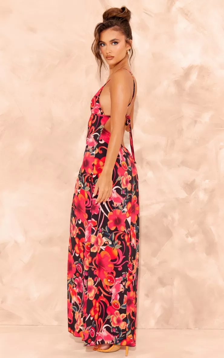 PrettyLittleThing Print Trim Detail Side Cut Out Maxi Dress< Maxi Dresses