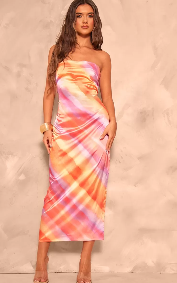 PrettyLittleThing Printed Satin Bandeau Maxi Dress< Strapless Dresses