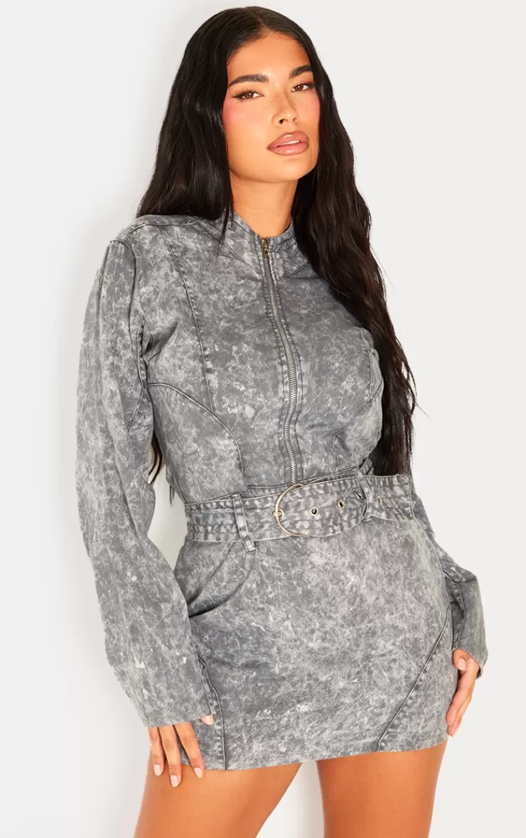 PrettyLittleThing Petite Long Sleeve Fitted Mini Dress With Belt Detail< Going Out