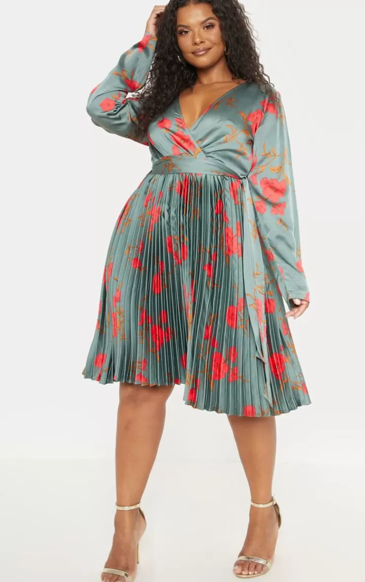 PrettyLittleThing Plus Floral Print Long Sleeve Pleated Midi Dress< Plus Size Wedding Guest Dresses