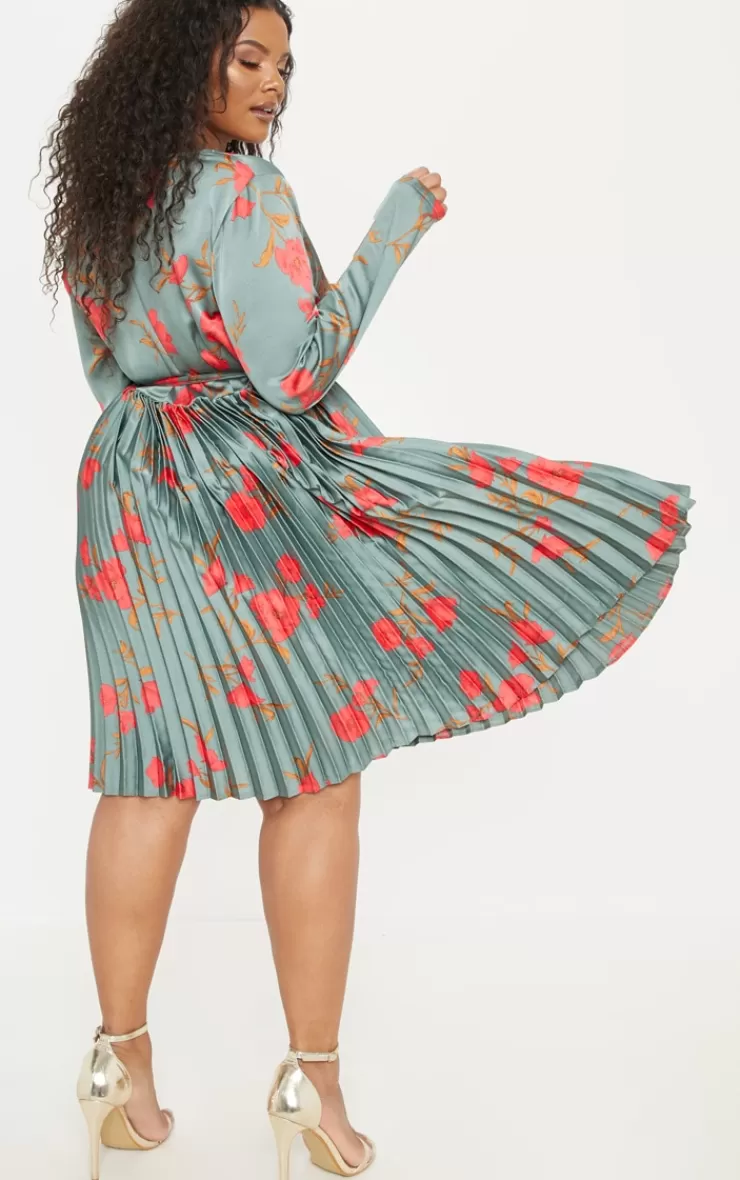 PrettyLittleThing Plus Floral Print Long Sleeve Pleated Midi Dress< Plus Size Wedding Guest Dresses