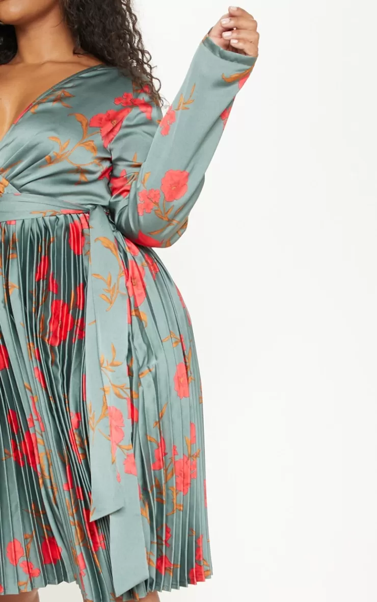 PrettyLittleThing Plus Floral Print Long Sleeve Pleated Midi Dress< Plus Size Wedding Guest Dresses