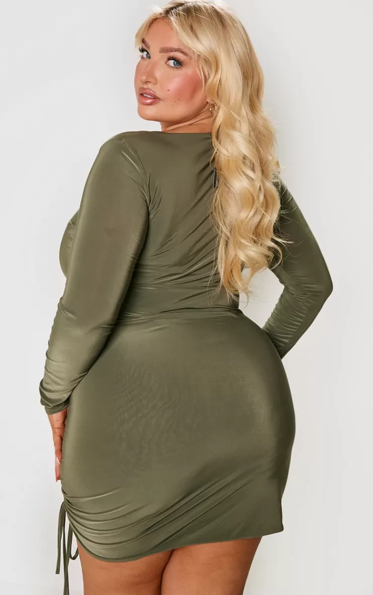 PrettyLittleThing Plus Soft Touch Ruched Side Detail Mini Dress< Midi Dresses