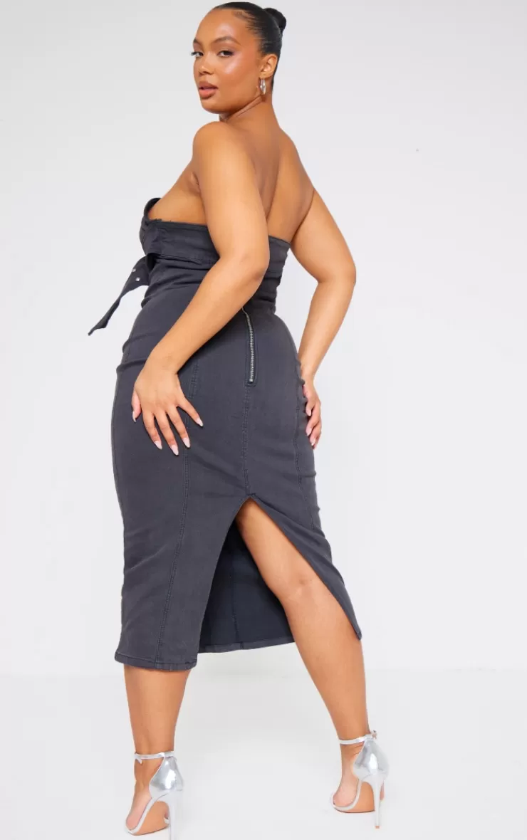 PrettyLittleThing Plus Stretch Denim Buckle Detail Bandeau Dress< Going Out