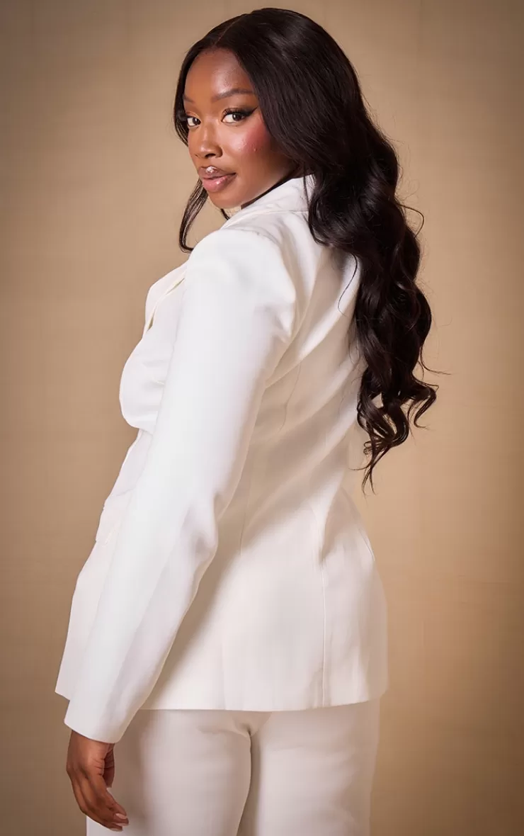 PrettyLittleThing Premium Plus Woven Fitted Blazer< Bridal Shower