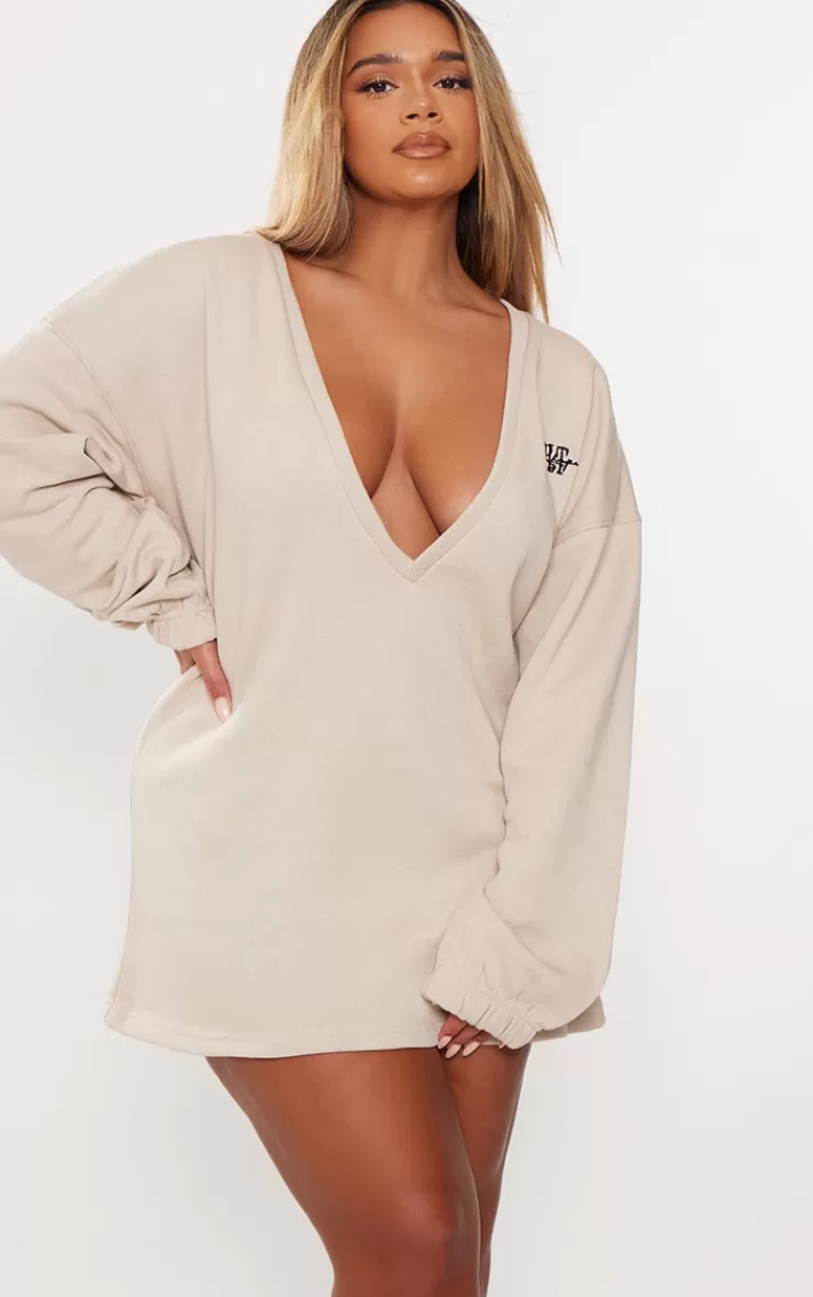 PrettyLittleThing Shape Embroidered Plunge Sweatshirt Dress< Mini Dresses