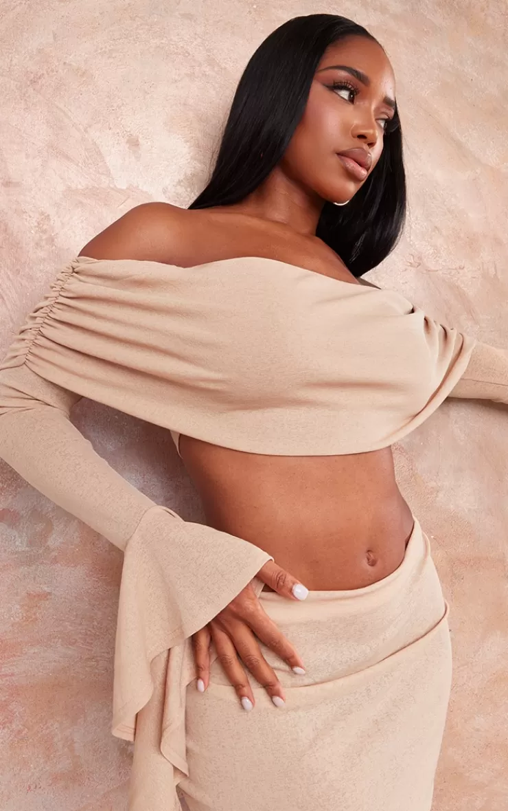 PrettyLittleThing Shape Sheer Mesh Bardot Flute Sleeve Crop Top< Going Out