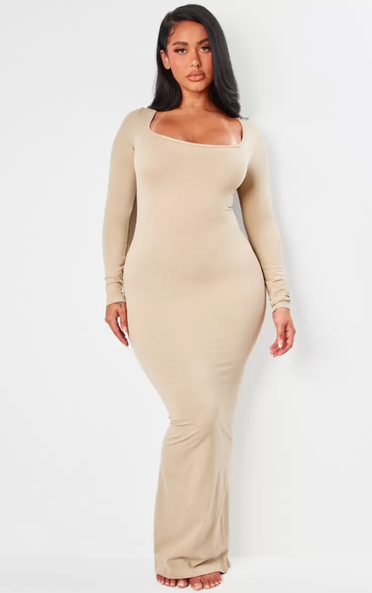PrettyLittleThing Shape Stretch Seamless Long Sleeve Maxi Dress< Maxi Dresses