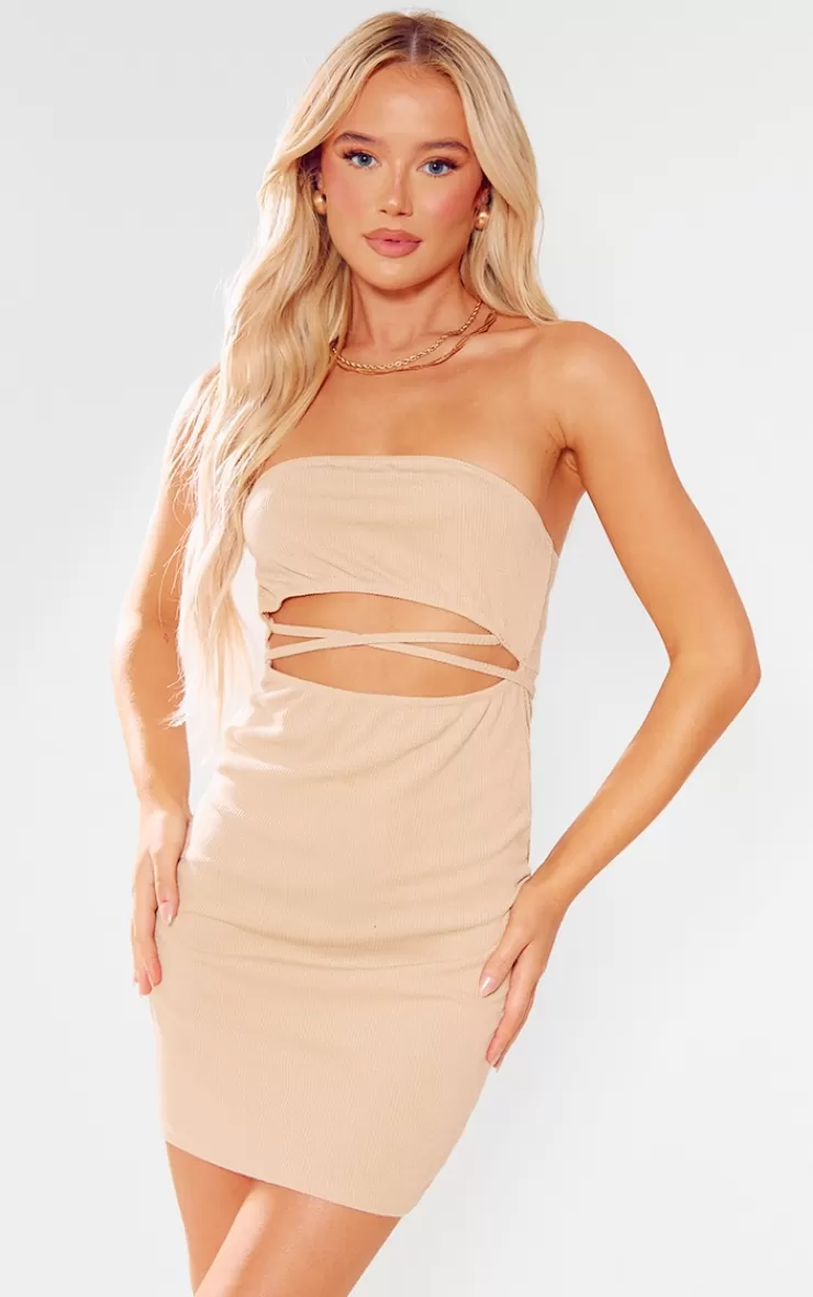 PrettyLittleThing Bandeau Cut Out Front Crinkle Rib Bodycon Dress< Strapless Dresses