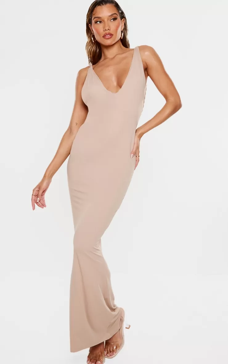 PrettyLittleThing Soft Touch Twist Detail Backless Maxi Dress< Going Out