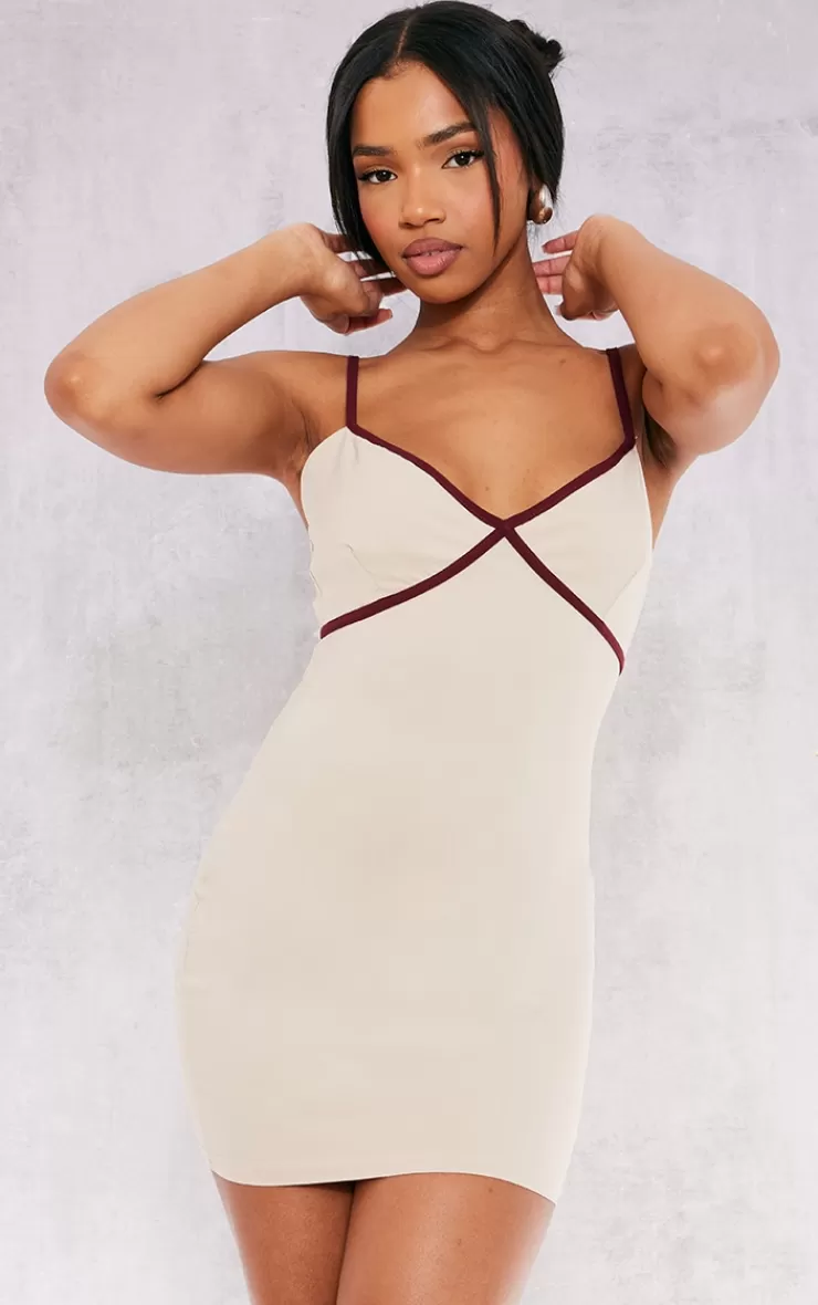 PrettyLittleThing Stretch Woven Contrast Cup Binding Mini Dress< Mini Dresses
