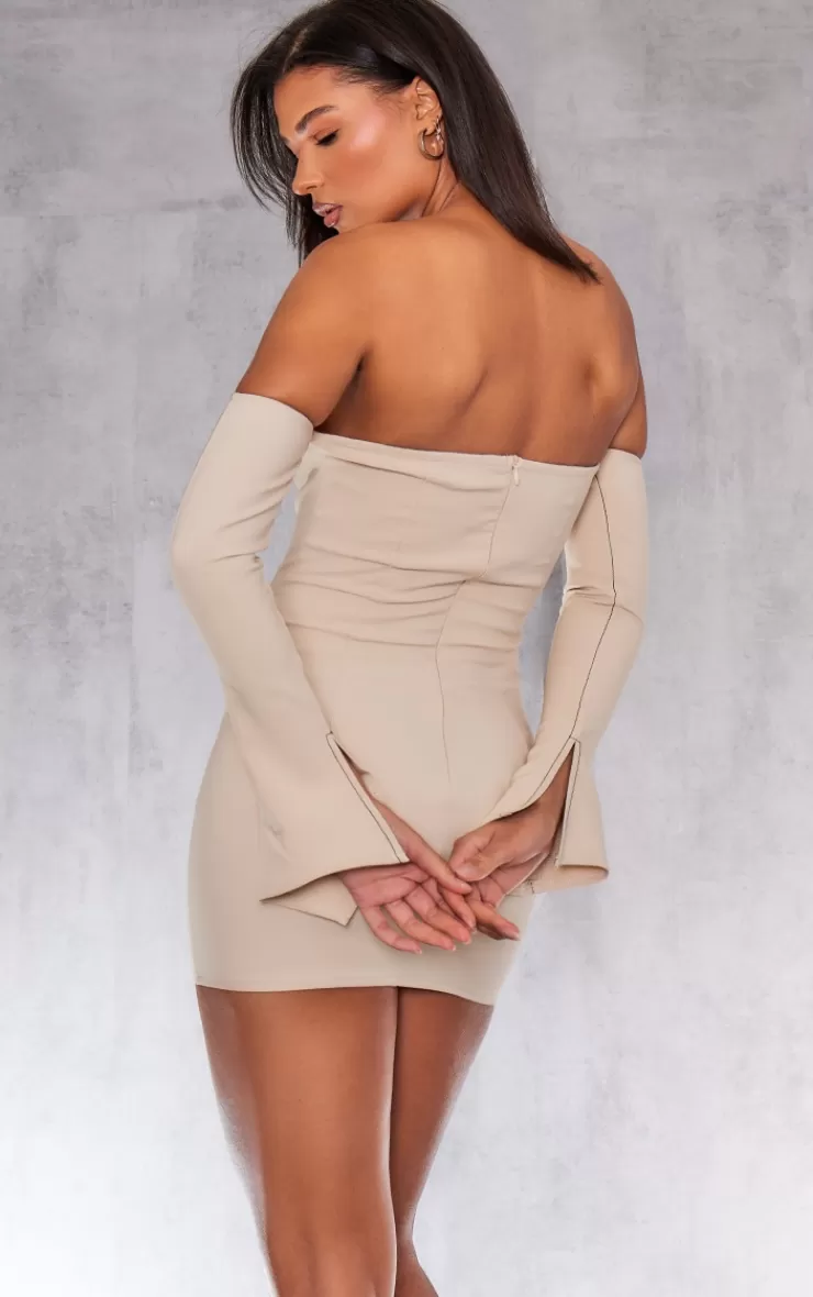 PrettyLittleThing Woven Cup Detail Bardot Shift Dress< Going Out