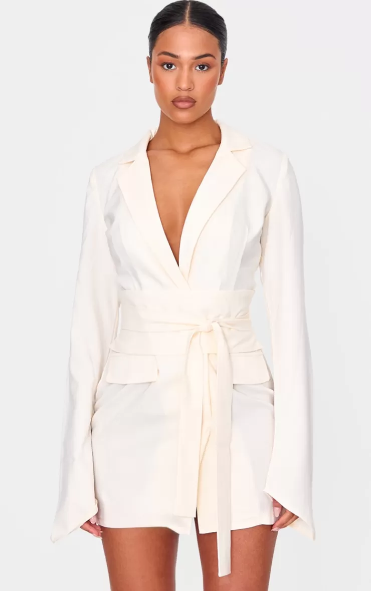 PrettyLittleThing Tall Tailored Blazer Dress< Going Out