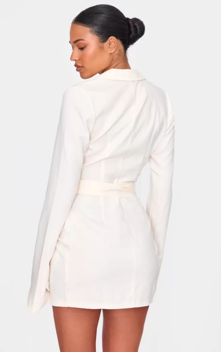 PrettyLittleThing Tall Tailored Blazer Dress< Going Out